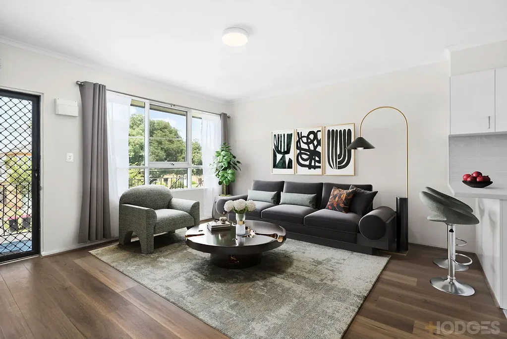 Parkdale 2房 步行车站商店 现代翻新内饰 低廉业主费用 充足自然光线 私立学校步行距离 美丽海滩近邻 COMPLETELY RENOVATED IN BOUTIQUE BLOCK (Entrance in Seventh Street)