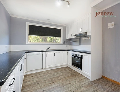 6 Heather Crescent, Park Grove, West and North West, 3 Kuwarto, 2 Banyo, House