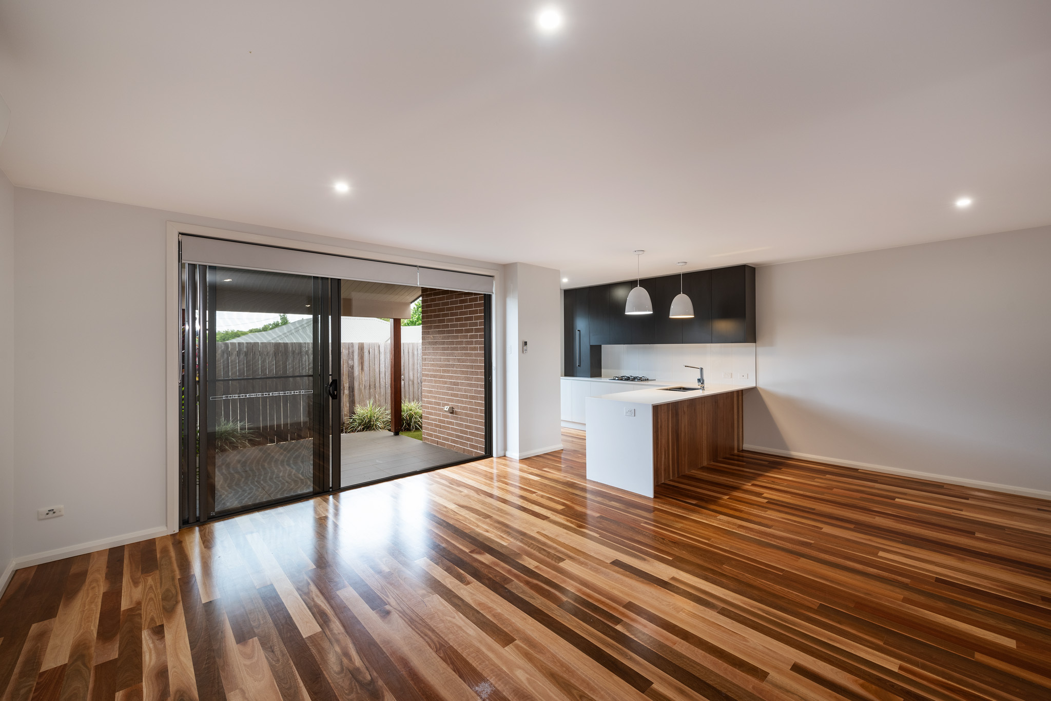 UNIT 3 223A MACKENZIE ST, CENTENARY HEIGHTS QLD 4350, 0 Schlafzimmer, 0 Badezimmer, Unit