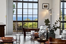 5 Yallaroo Drive, Blackmans Bay