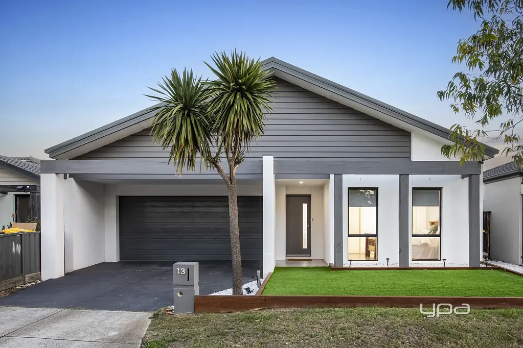13 Cooma Place, Burnside Heights, VIC 3023