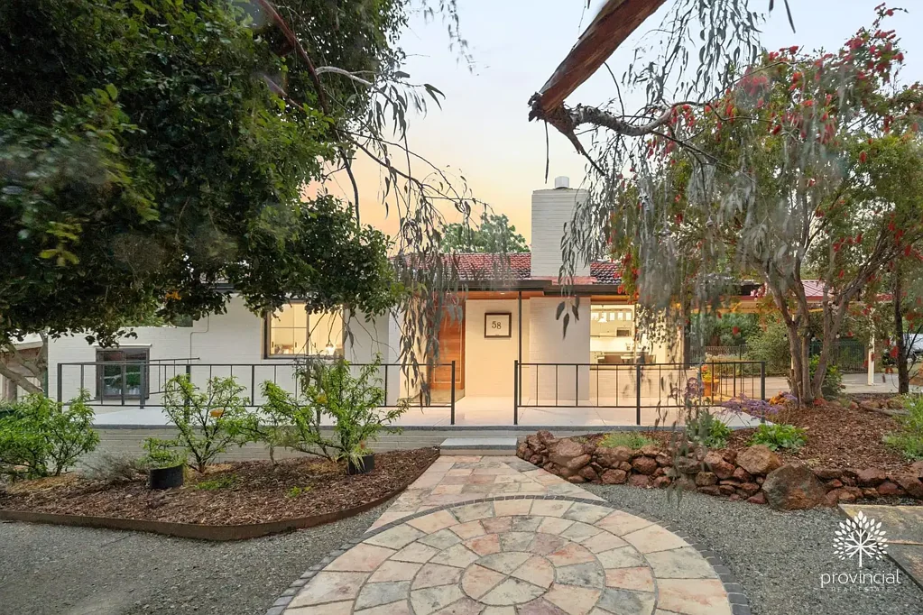 Kalamunda 3कमरा Cottage Dreaming on the 'Orange Valley'