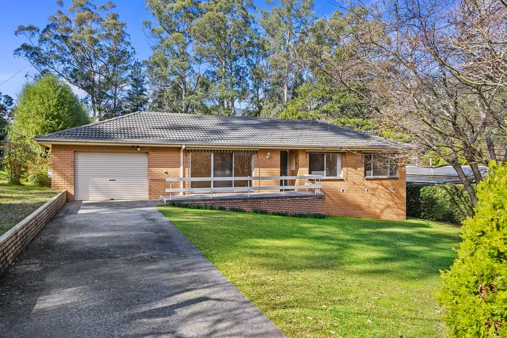 Warburton 3 Bedroom A Beautiful Blend of Character, Comfort and Convenience