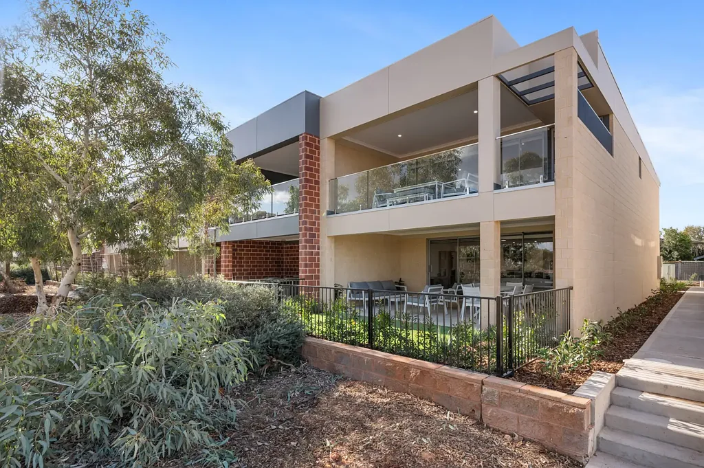 Karlkurla 4ਬੈੱਡਰੂਮ ONLY 5 Of The 22 Townhouses Are Still Available! Don't Miss Out!