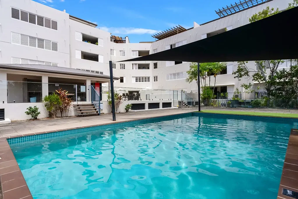 Cairns North 2部屋 Coastal Living with Space, Style & Ocean Views