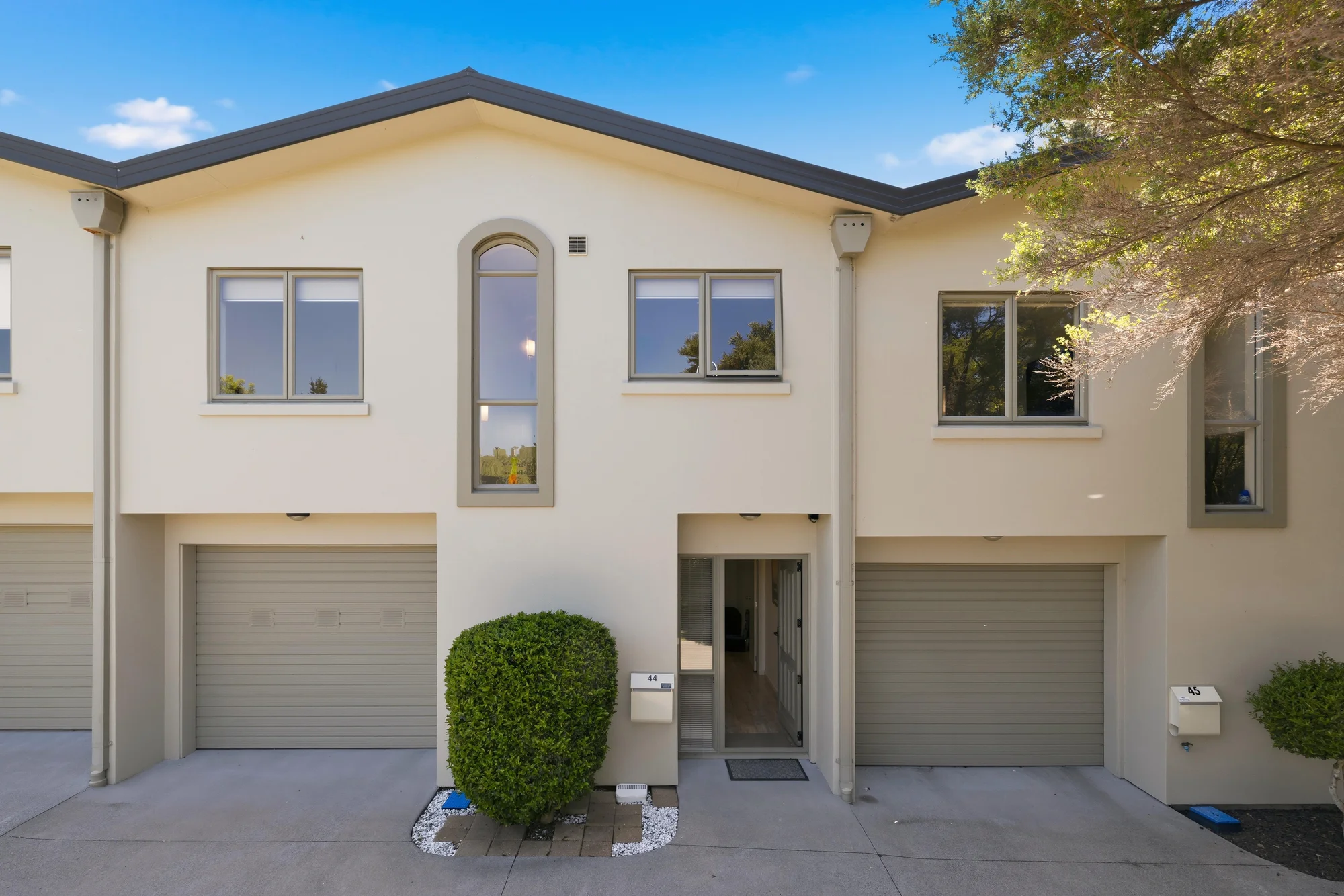 Judea 2બેડરૂમ Secure and Peaceful: Over 40's Community Living