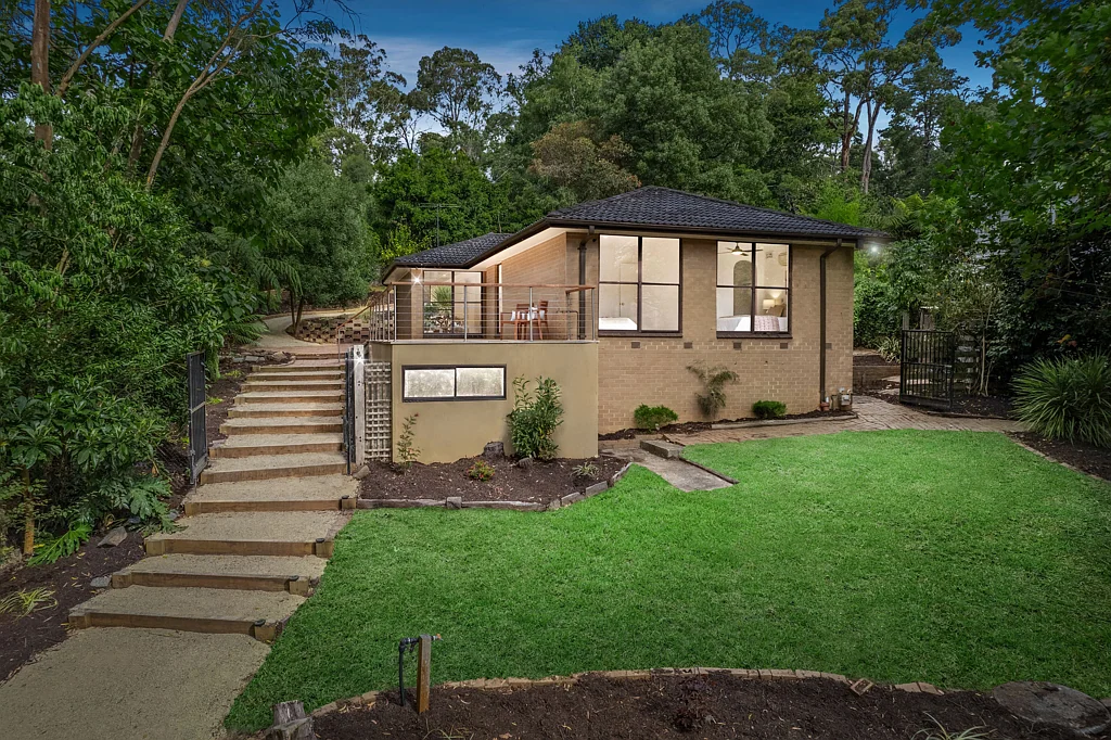 13 Charman Avenue, Emerald, VIC 3782