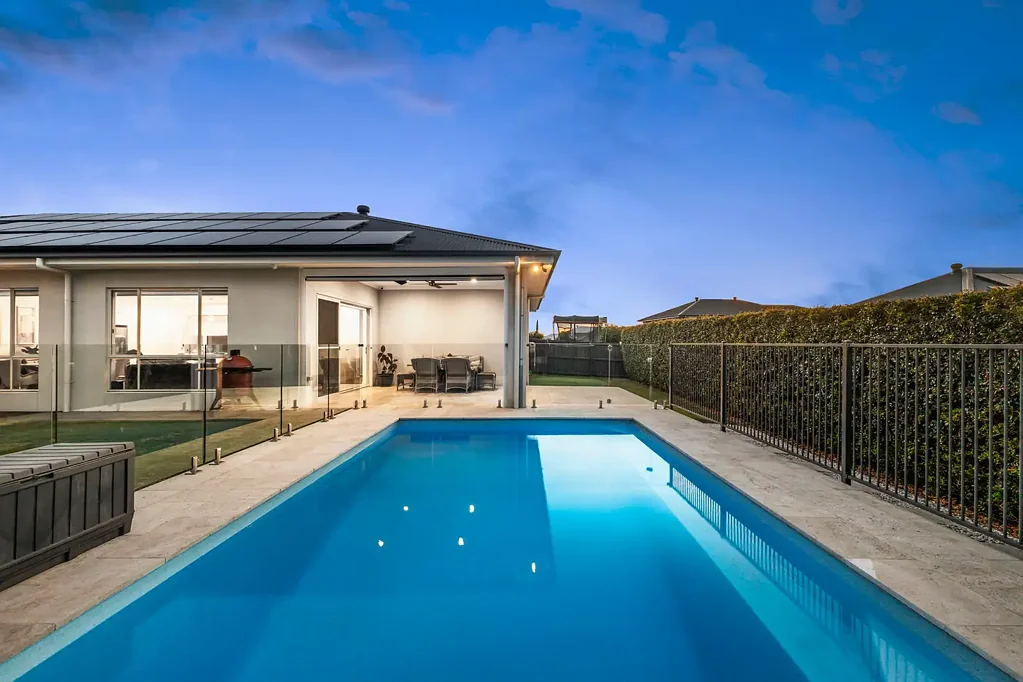 Chisholm 4房  Stunning Family Oasis Delivers on Luxury and Lifestyle