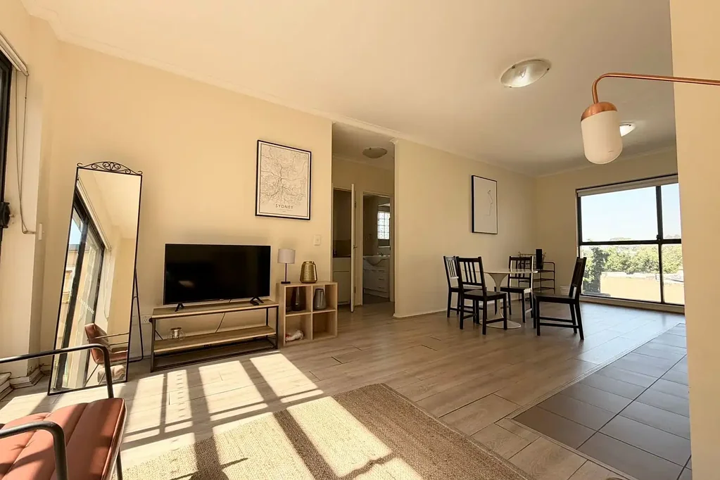FULLY FURNISHED - A/C IN EVERY ROOM