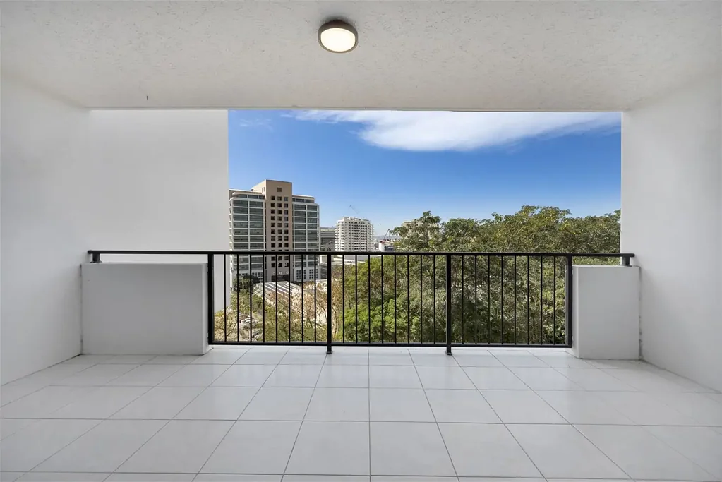 3/209 Wills Street, Townsville City, QLD 4810