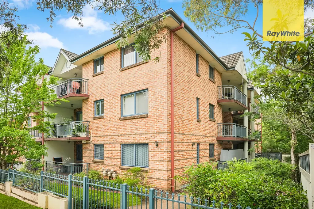 13/10-12 Hassall St, Westmead, NSW 2145