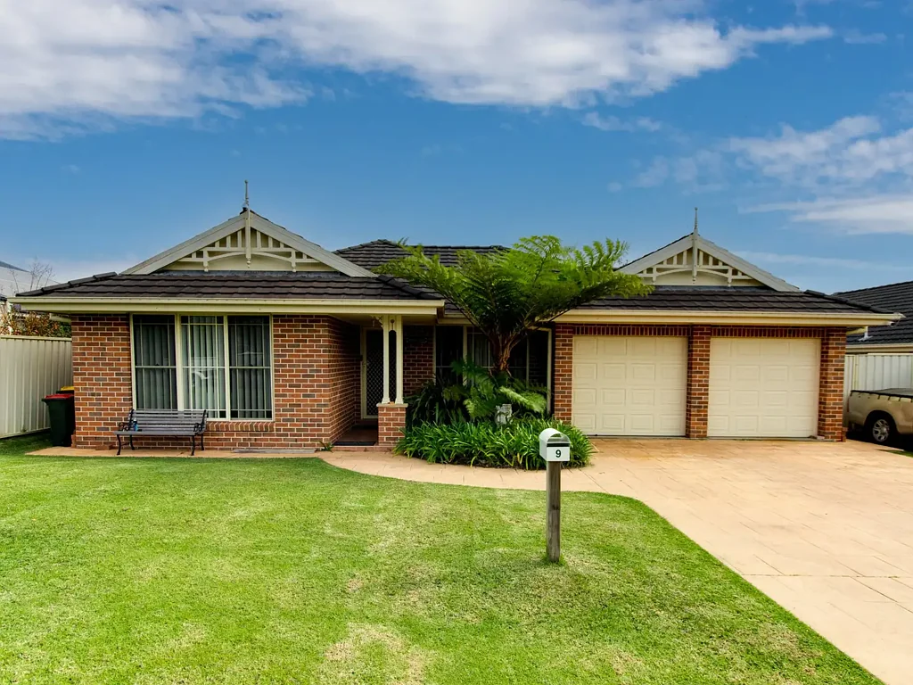 9 Murre Street, Sussex Inlet, NSW 2540