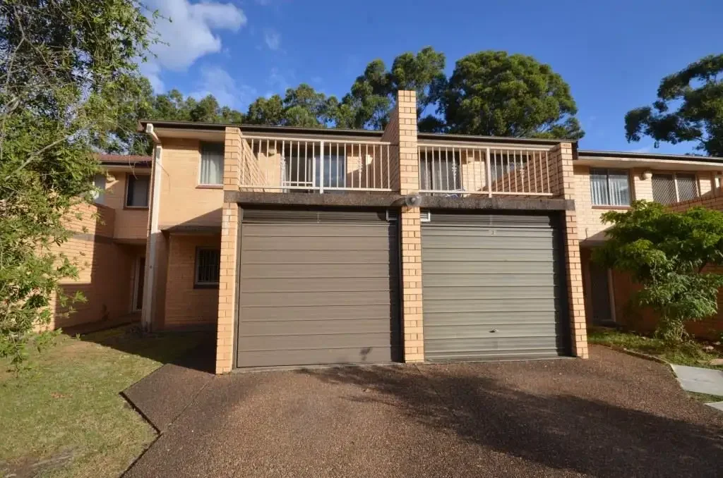 3 Bedroom Townhouse!!