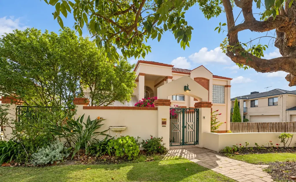 Como 4Phòng ngủ Stylish Spacious Front Townhouse Living Near Preston Street.