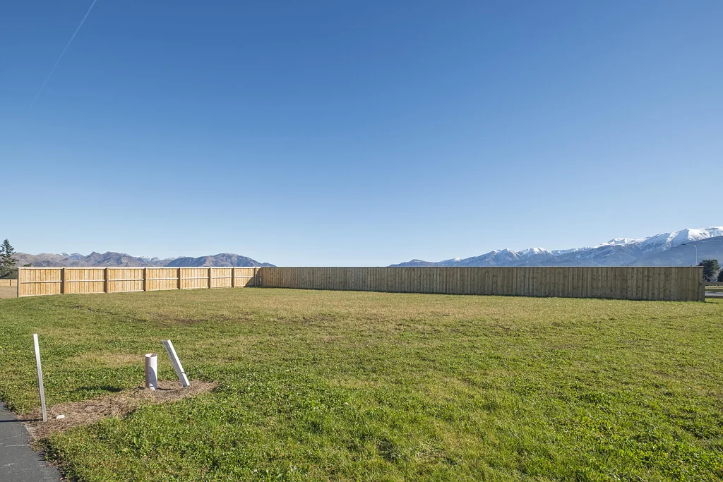 Hanmer Springs Quietly Located Section With Views!