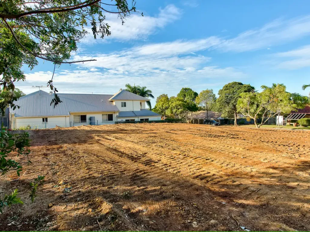 Carseldine BUILD READY - 13.9 m FRONTAGE