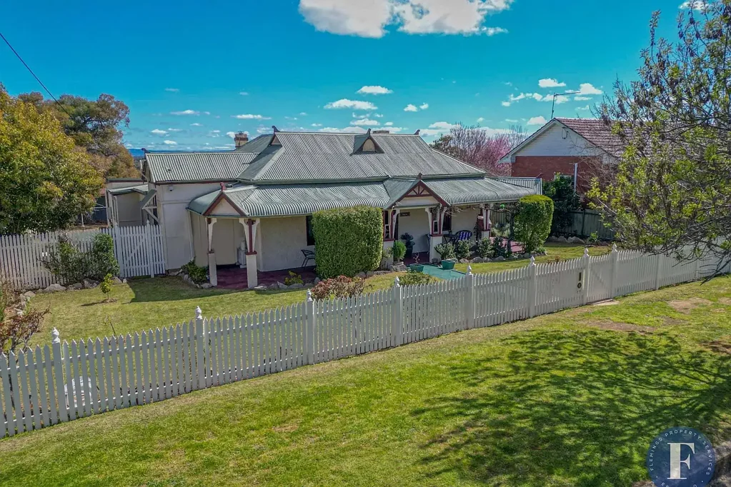Cowra 4ਬੈੱਡਰੂਮ Location, Style & Comfort