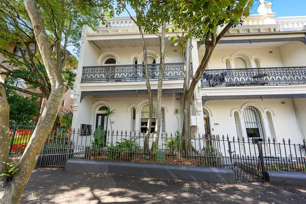 Glebe 8ห้องนอน A Truly Unique Blue Chip Multi-Investment Opportunity with Exciting Possibilities