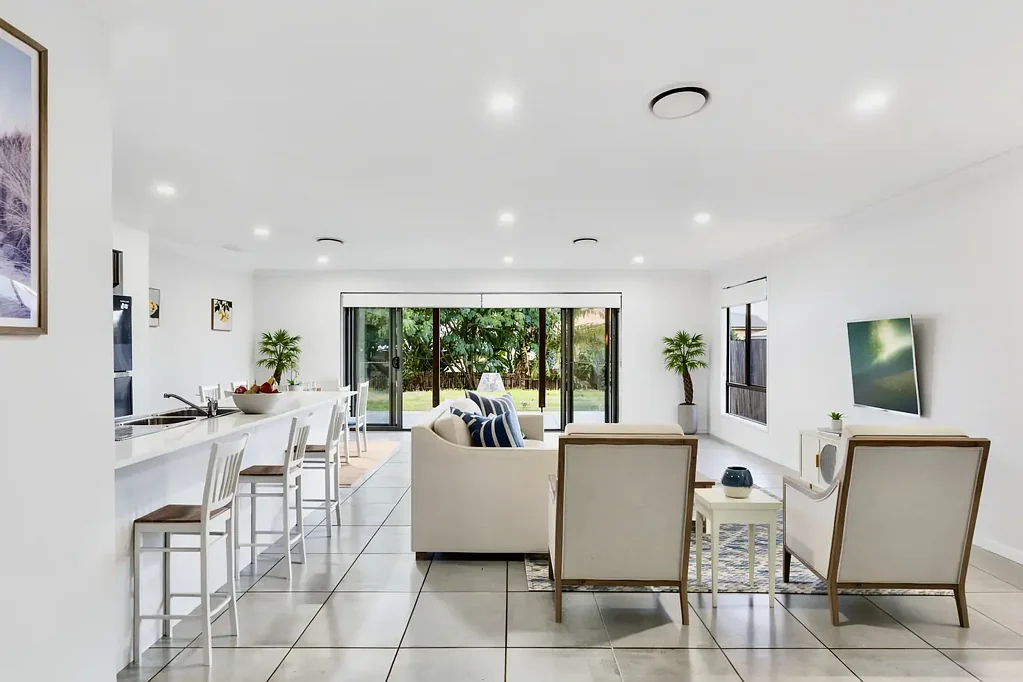Redland Bay 4બેડરૂમ Stylish Bayside Living with Modern Family Appeal