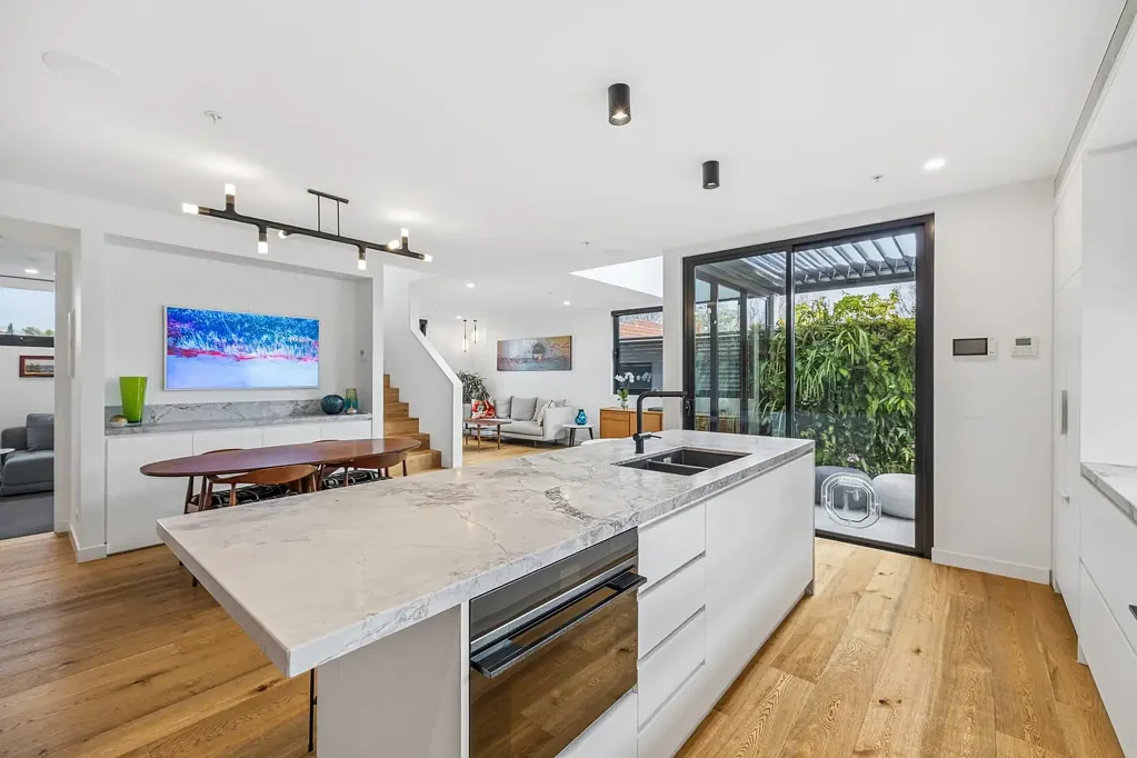 Elwood 3બેડરૂમ The ultimate indoor-outdoor penthouse