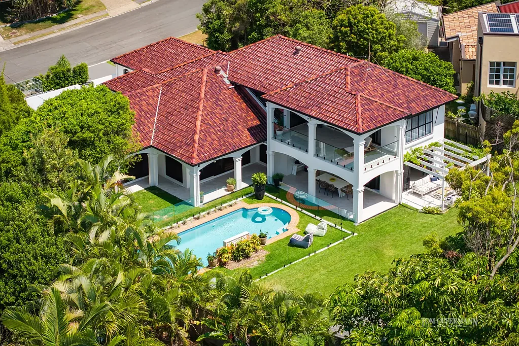 Peregian Beach 5房  The Ultimate Family Entertainer – Mediterranean Charm on a Rare 1,168m²