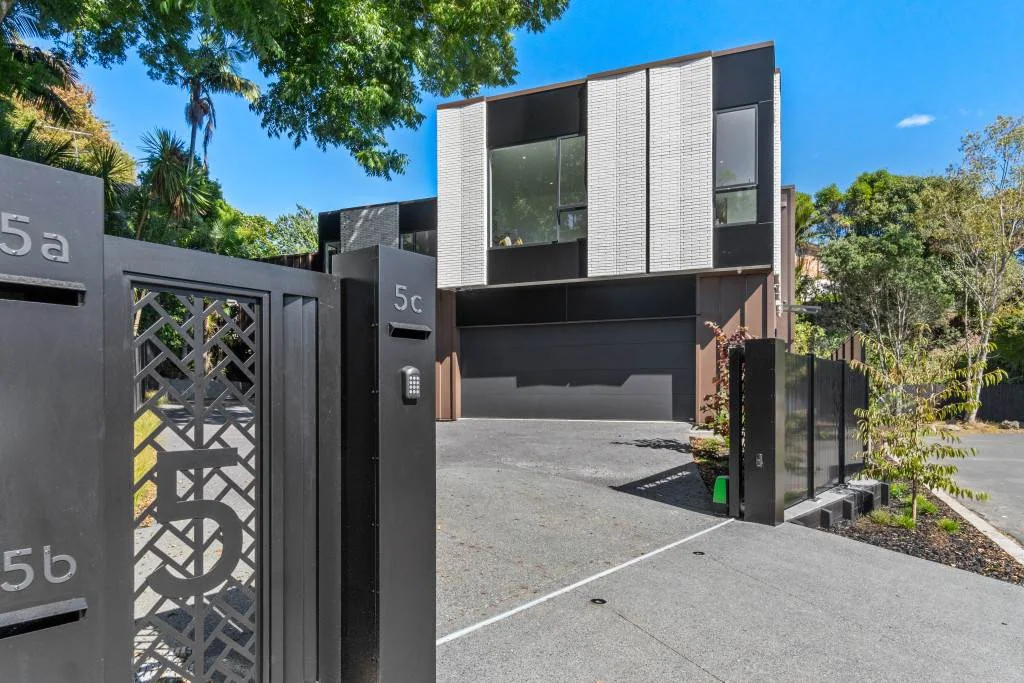 Remuera 4Moenga PURE LUXURY, PREMIUM LOCATION