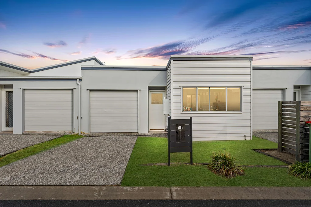 4 Burke Lane, Flagstone, QLD 4280