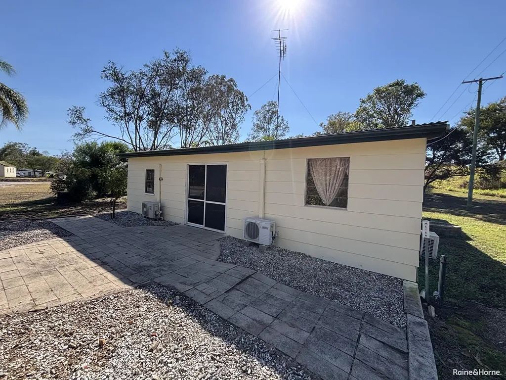 2 BEDROOM HOUSE MOUNT GARNET