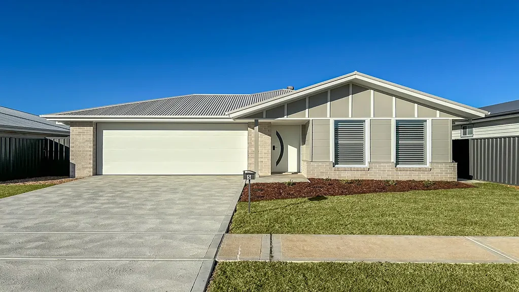 Impressive Space, Style and Year-Round Comfort