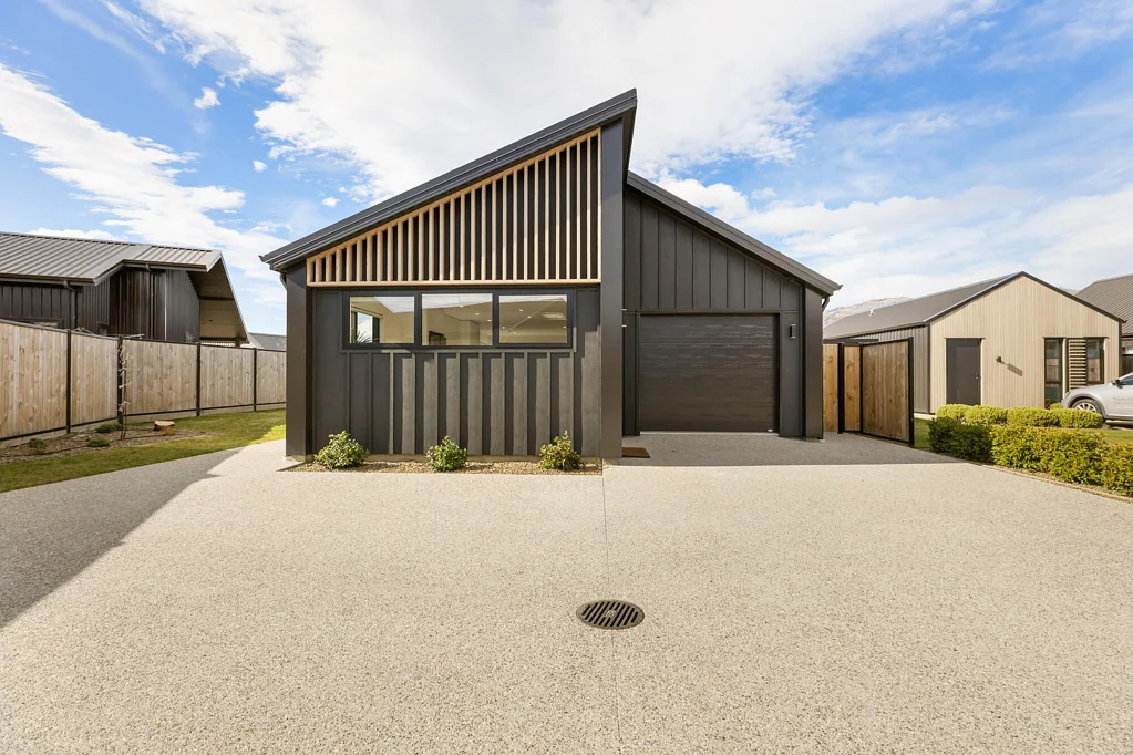 Cromwell 3 Bedroom More Space. More Parking. More To Love.