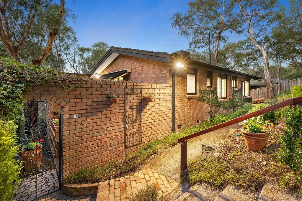 14 Dering Street, Diamond Creek, VIC 3089