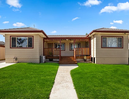 1 & 2/17 Garden Street, Blacktown, Western Suburbs, 4 Kuwarto, 2 Banyo, House