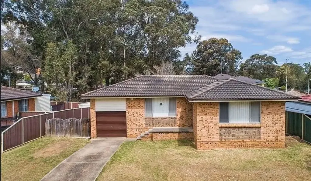 Spacious 3-Bedroom House in Cranebrook