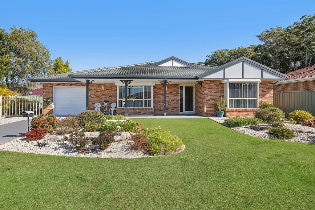 Mardi 3Habitaciones First Time Offered – A Fully Renovated Showstopper