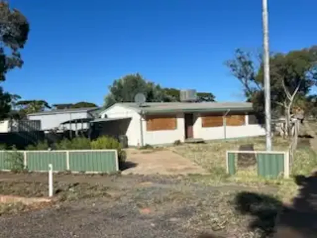 81 Angove Street, Norseman, WA 6443