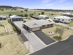 26 Curlew Street, Meringandan West