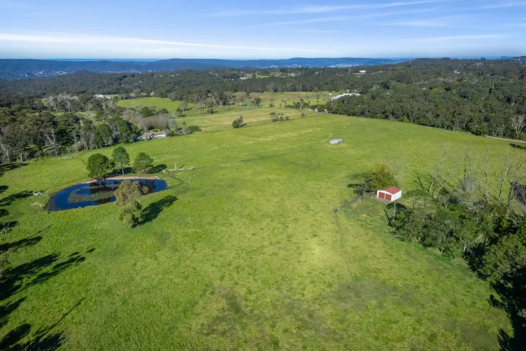Somersby  Twenty acres, endless potential