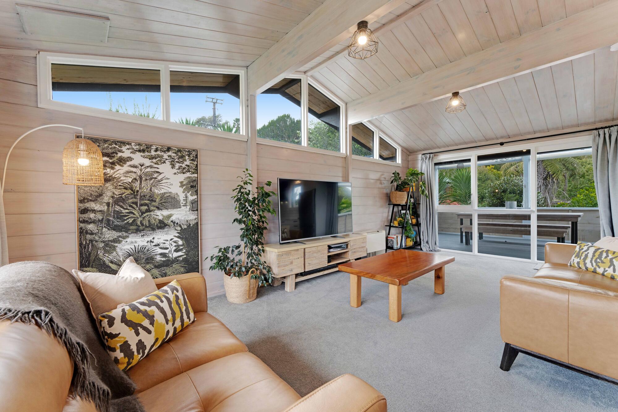 2 Valkyria Place, Beach Haven, photo 3