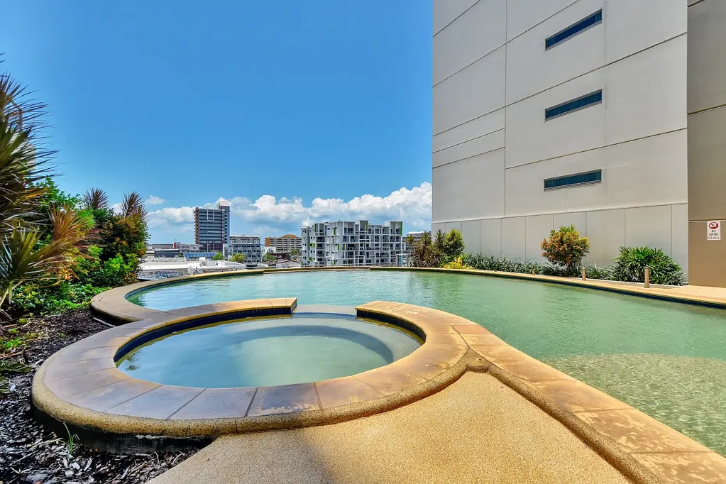 Central City Living - Fully Self Contained