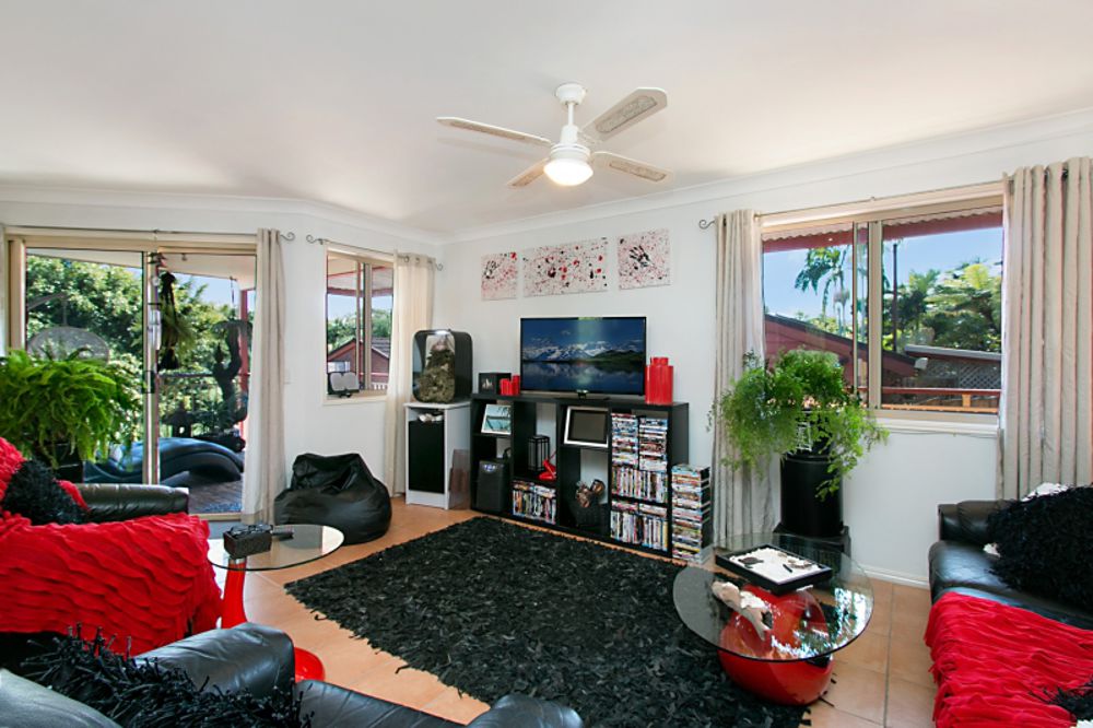 UNIT 2 37 ELSIE ST, BANORA POINT NSW 2486, 0 rūma, 0 rūma horoi, House