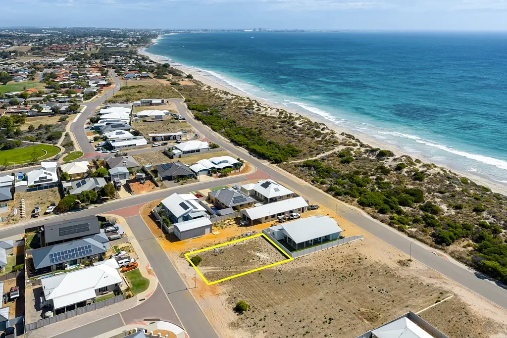5 Bridge Street, Sunset Beach, WA 6530