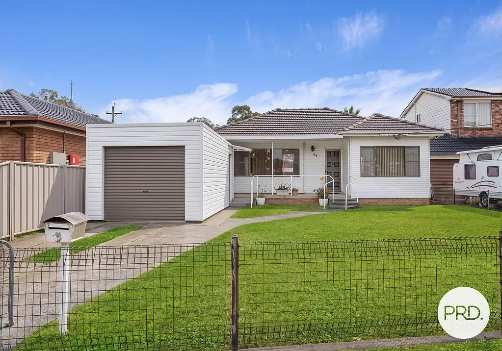 Dapto 4Kwarto Family Home in Dapto CBD
