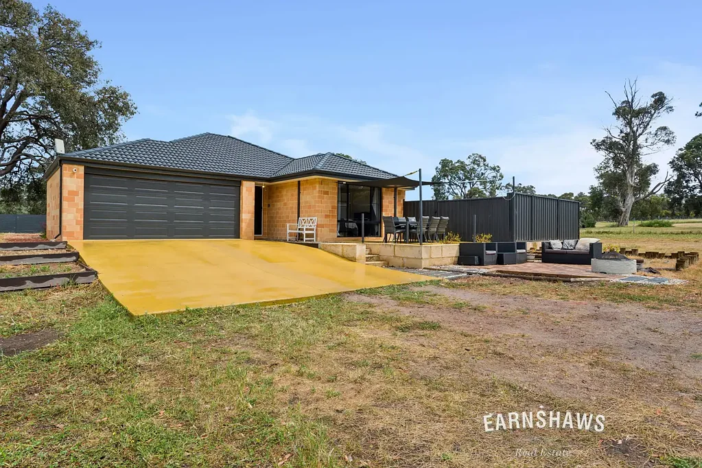 45 Tucker Grove, Bakers Hill, WA 6562