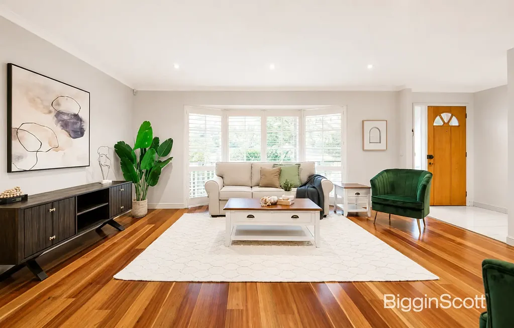 Spacious Single Level Family Home!