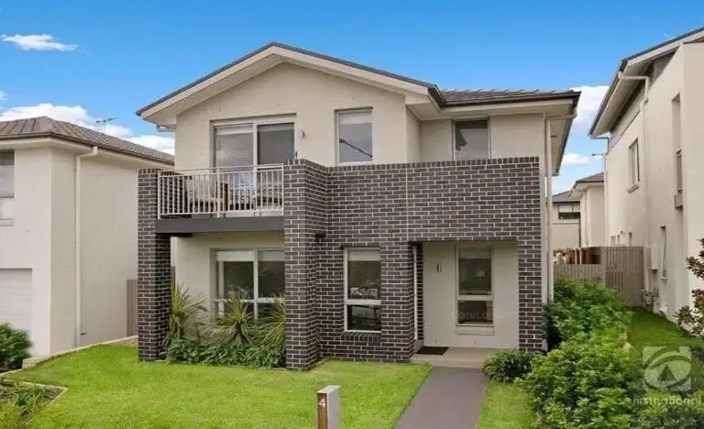 GREAT FAMILY HOME!
