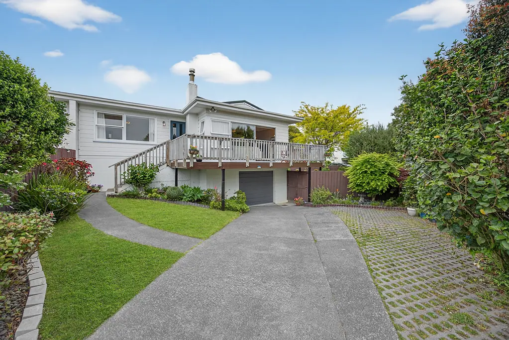 1/17 Rothwell Place, Sunnyhills, Manukau City, Auckland