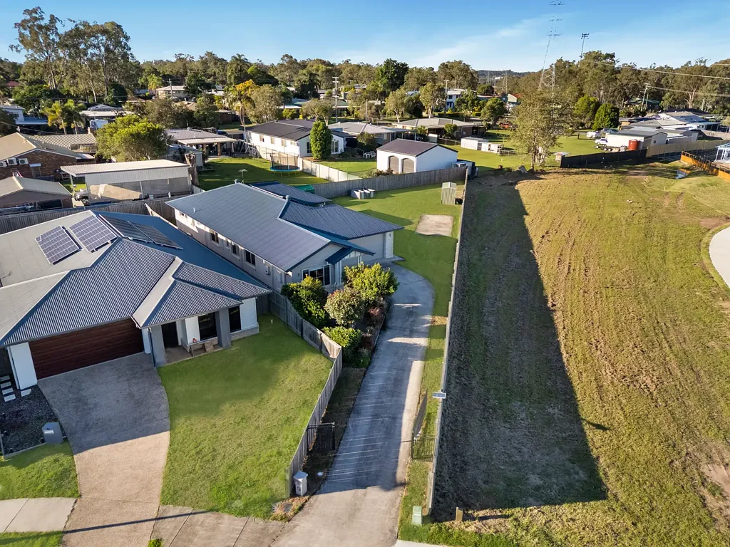 Ripley 4 Bedroom FAMILY HOME ON RARE 955SQM BLOCK AT THE END OF CUL-DE-SAC
