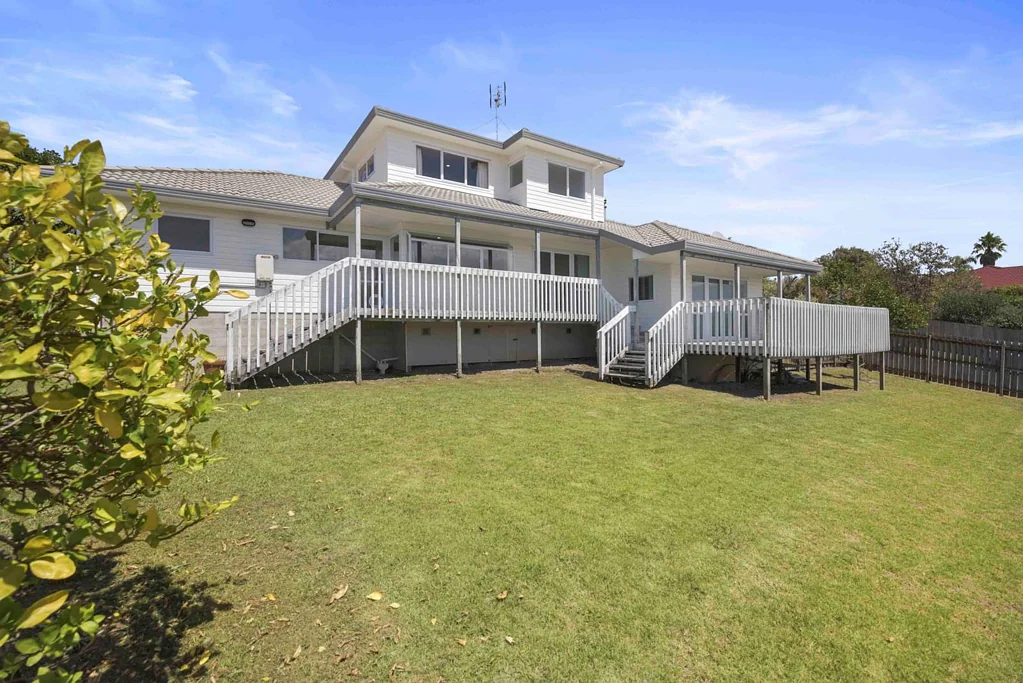 16 Alec Craig Way, Gulf Harbour, Rodney, Auckland