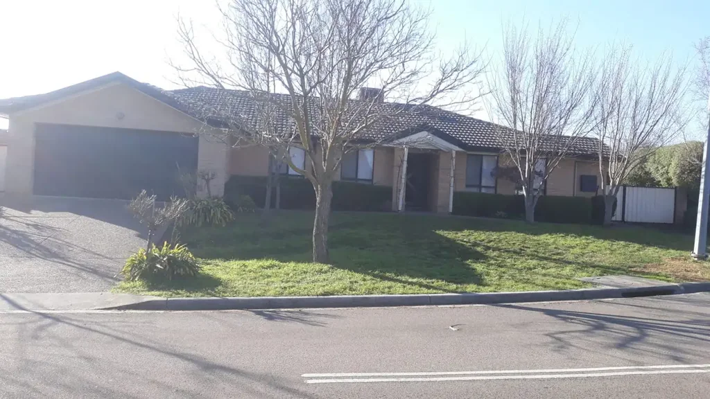 Lovely 4 Br Family Home