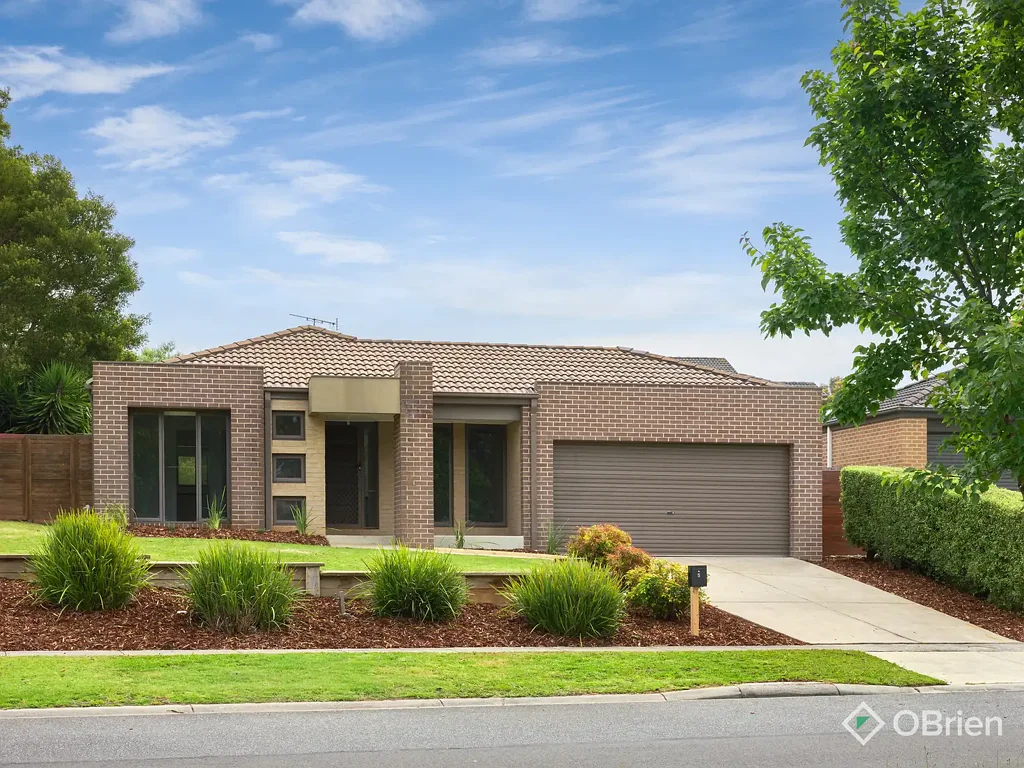 5 Harmon Drive, Drouin, VIC 3818